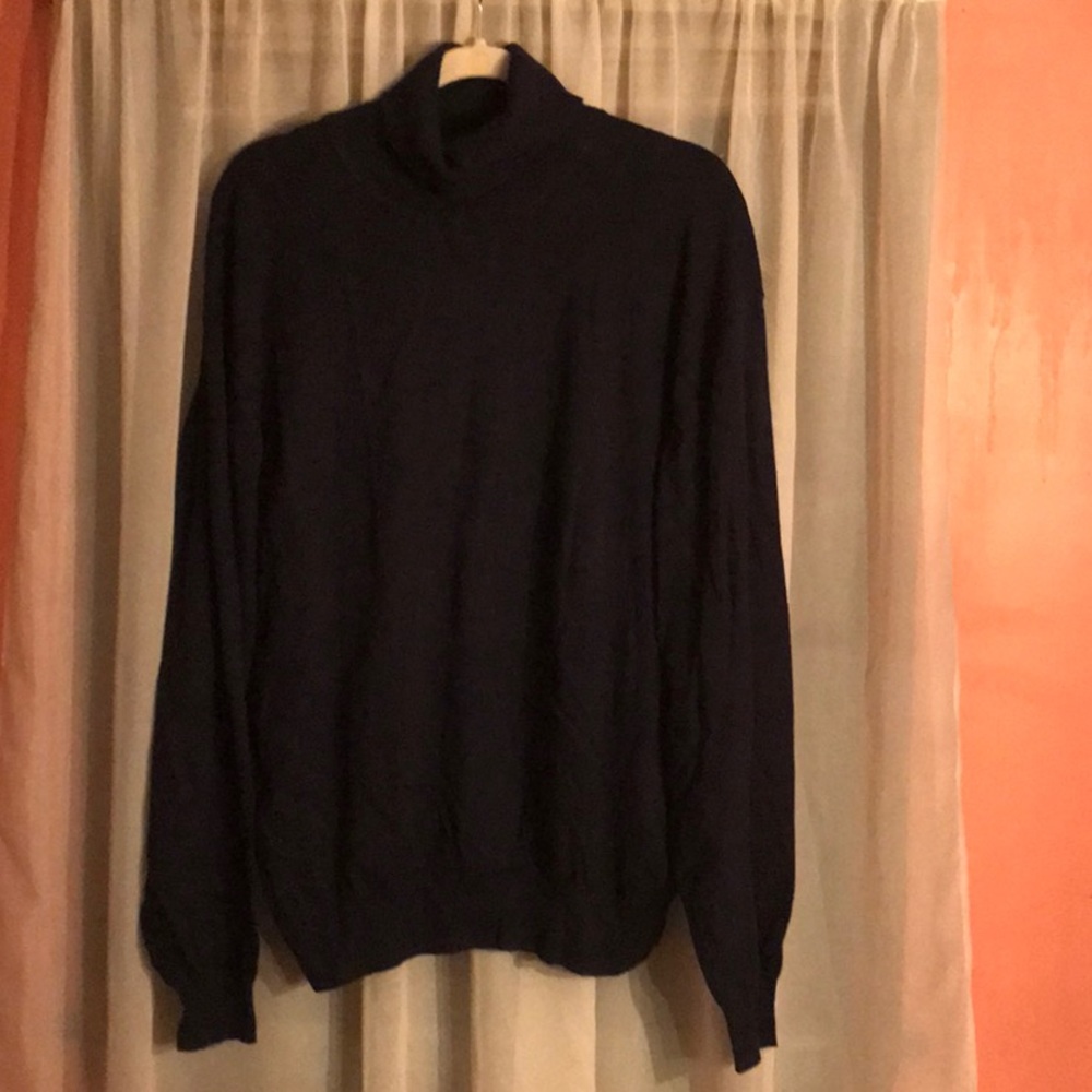 Orvis men’s XXL light sweater in black
